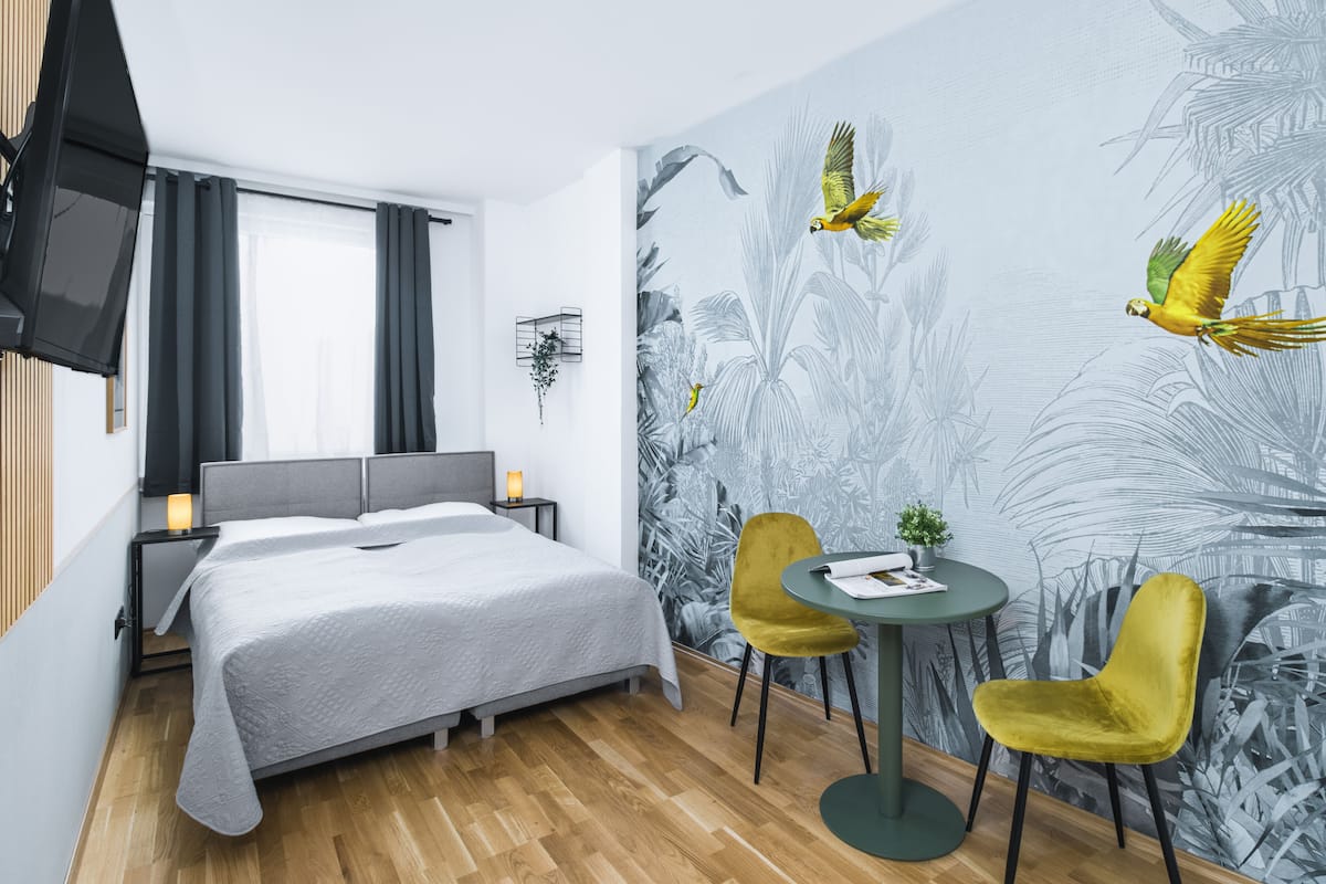 City appartement | 1 slaapkamer, een strijkplank/strijkijzer, gratis wifi, beddengoed