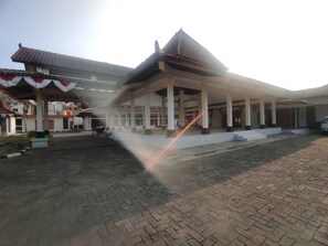 Hall