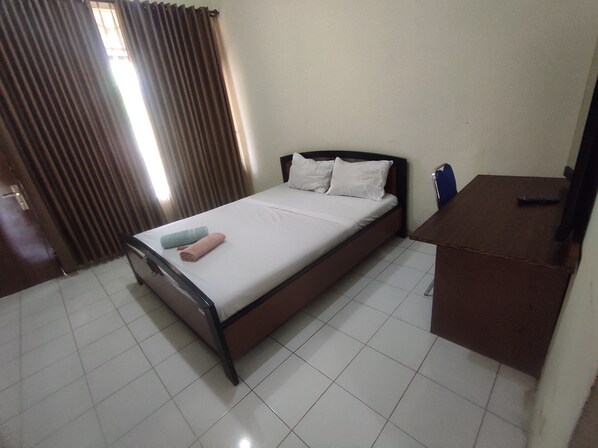 Habitación doble Deluxe | Escritorio, espacio para trabajar con laptop y wifi gratis 