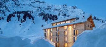 Mondschein Hotel and Chalet
