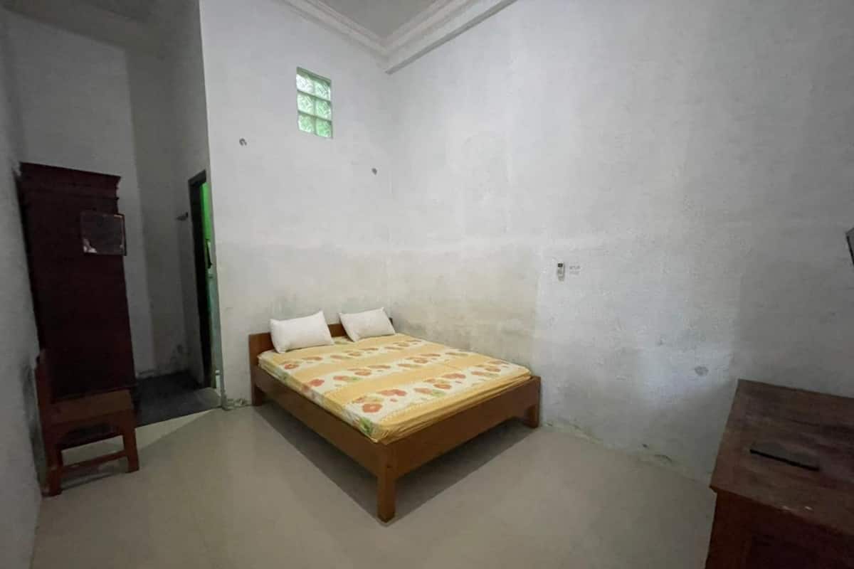 Habitación doble estándar | Escritorio, wifi gratis y ropa de cama