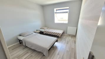 2 Schlafzimmer, Bügeleisen/Bügelbrett, WLAN, Bettwäsche