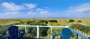 Las Brisas- Beautiful Views of the Ocean