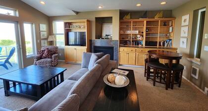 Las Brisas- Beautiful Views of the Ocean