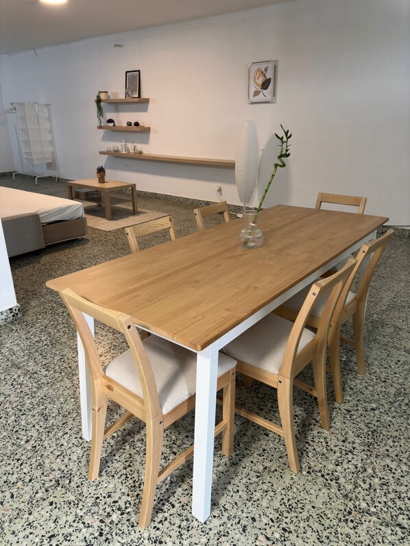 House | Dining