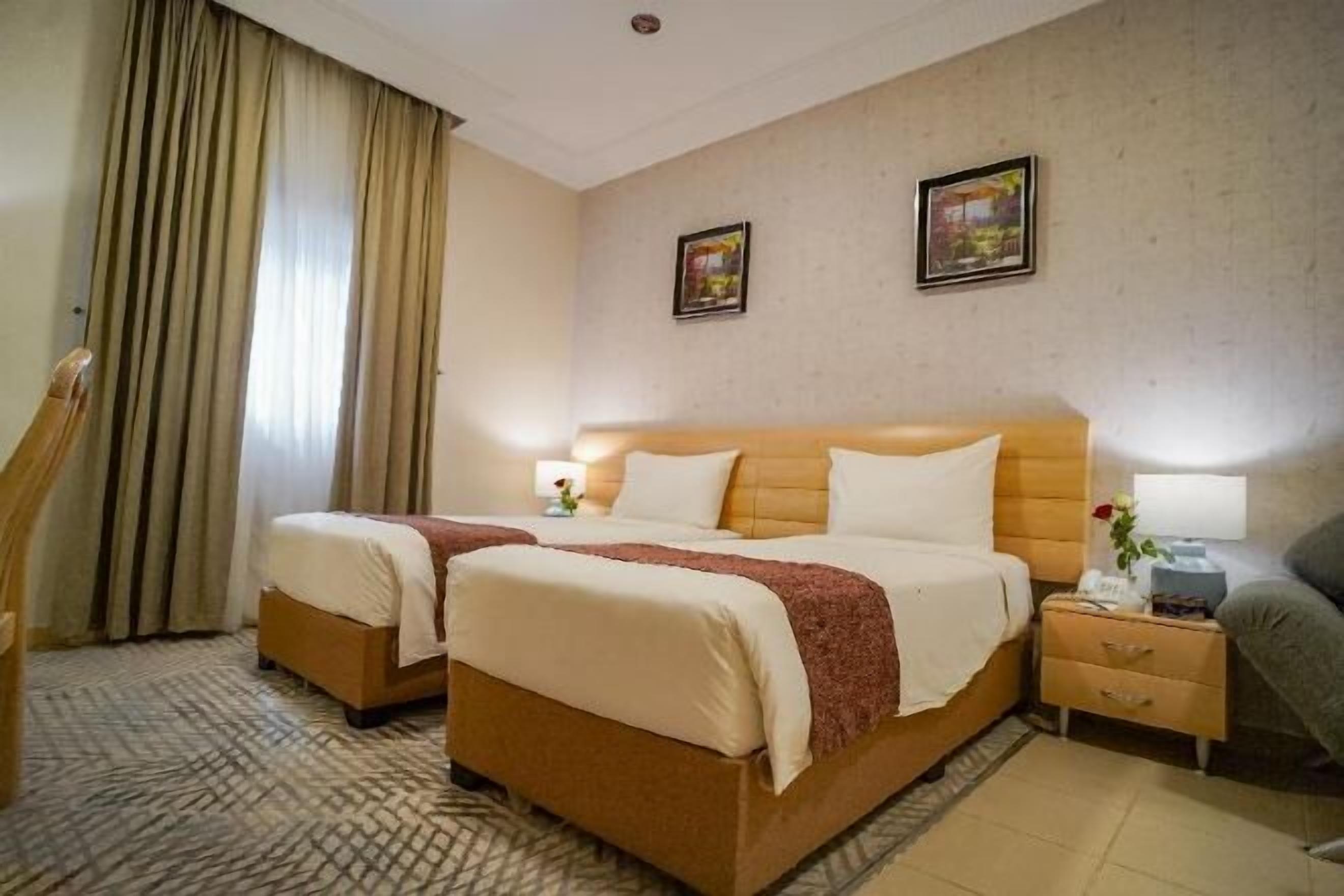In-room safe, iron/ironing board, free WiFi