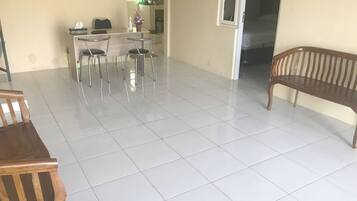 Quầy tiếp tân