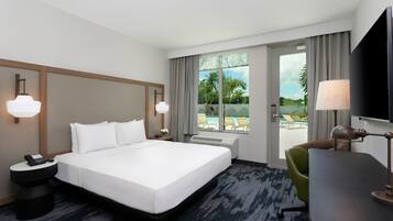 Caja de seguridad en la habitación y escritorio