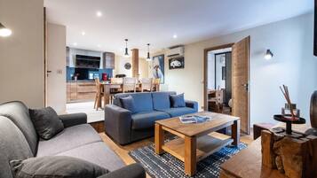 Télévision, chaîne hi-fi