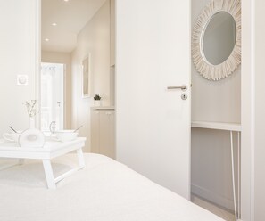 3 bedrooms, iron/ironing board, travel crib, WiFi