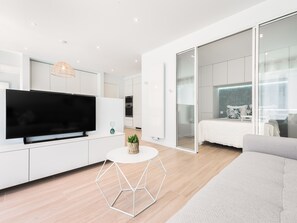 2 chambres, fer et planche à repasser, lit parapluie, Wi-Fi