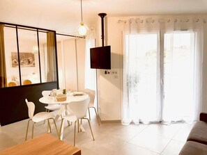 Dining - Le Quartz Tresum, in a modern residence near the lake, garage included (Annecy)