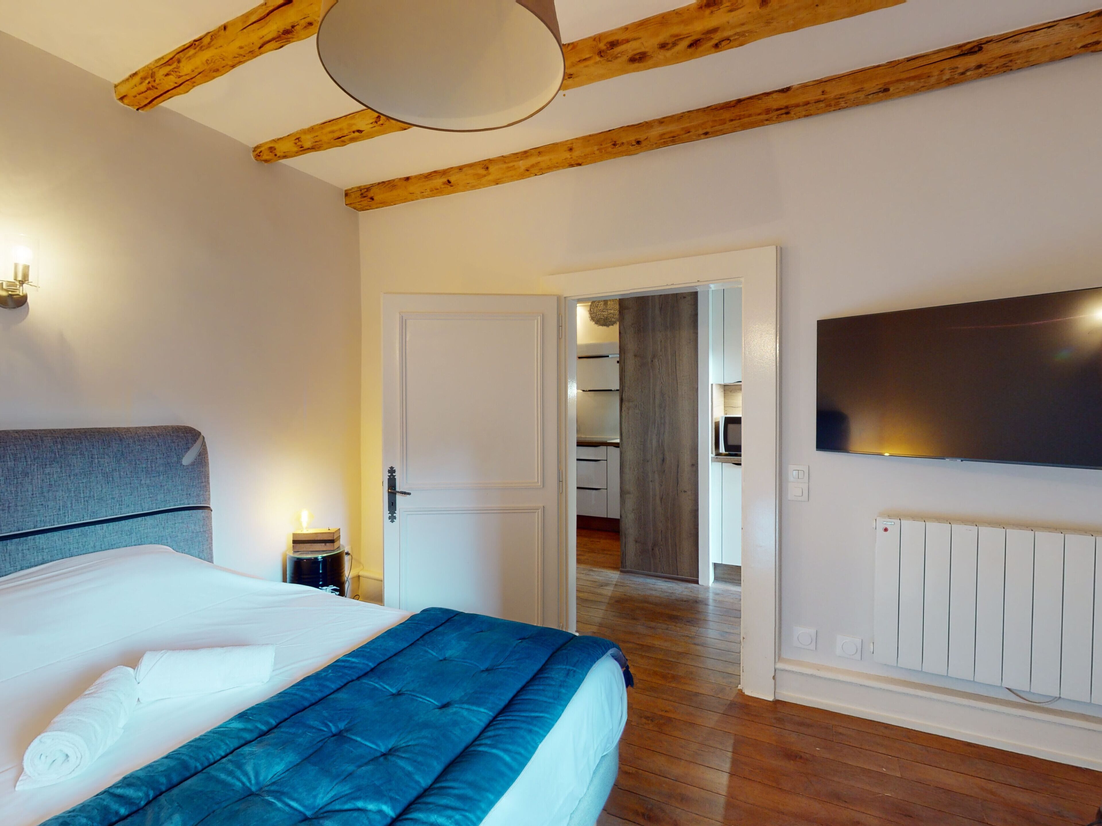 2 bedrooms, iron/ironing board, travel cot, WiFi