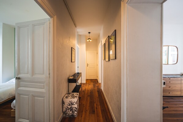 2 bedrooms, WiFi, bed sheets