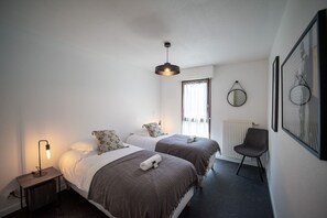 2 Schlafzimmer, Bügeleisen/Bügelbrett, Reisekinderbett, WLAN