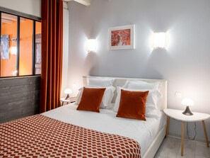 1 غرفة نوم ومكواة/لوح كي وسرير سفر وواي فاي