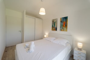 2 bedrooms, WiFi, bed sheets