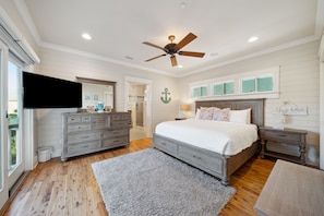 6 bedrooms, iron/ironing board, free WiFi, bed sheets