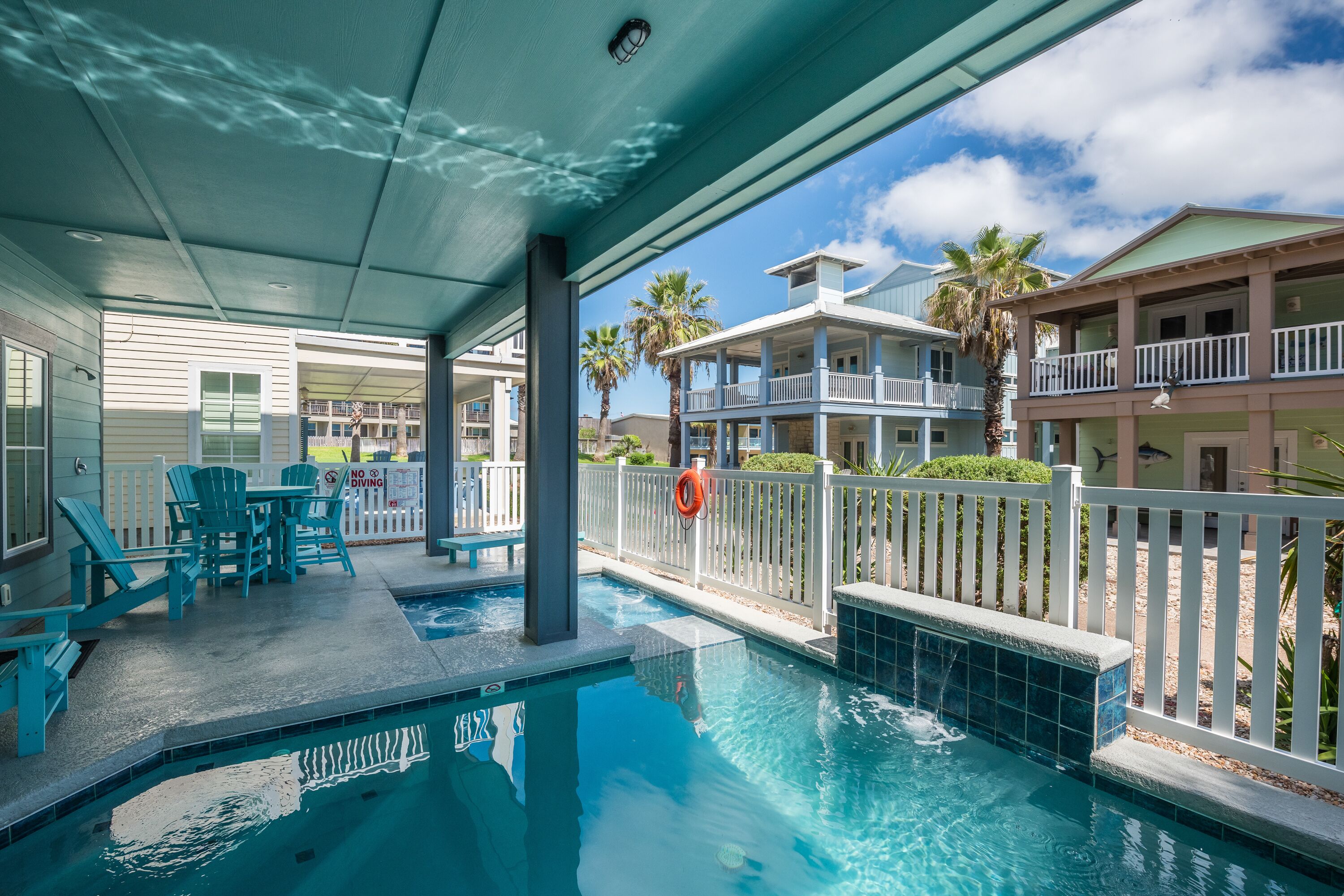 5br home w/ Private Pool, Hot Tub, walk to the beach