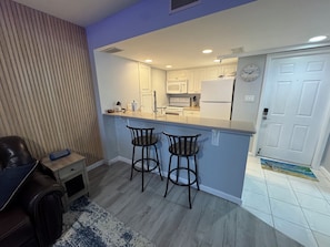 Fridge, microwave, oven, stovetop - Modern Marina View, Steps from Restaurant in Burnt Store Marina Gated Community  (Punta Gorda)