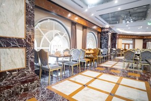 Restaurant - EMAAR MEKTAN (Madinah)