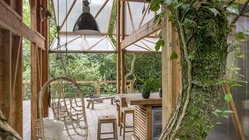 Cabin | Property grounds