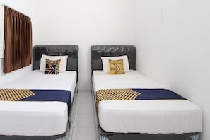 Economy-Zweibettzimmer | Kostenloses WLAN, Bettwäsche