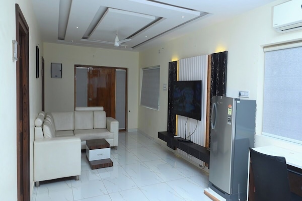 Family Apartment | Living area