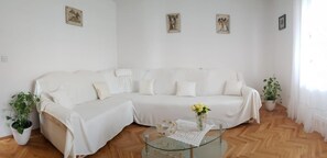 Apartment, Smoking | 2 bedrooms - Apartments Domed - Close to the sea & Comfortable (Supetar)