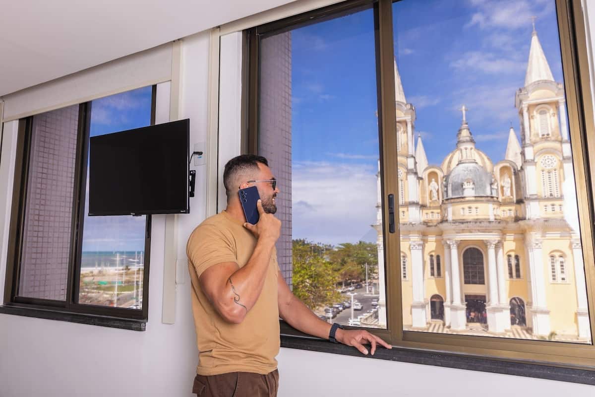 Suite Master | 1 bedroom, in-room safe, blackout drapes, WiFi (free)