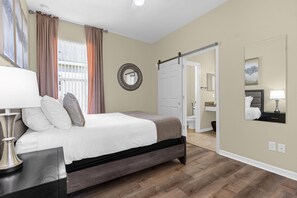 4 bedrooms, iron/ironing board, WiFi, bed sheets