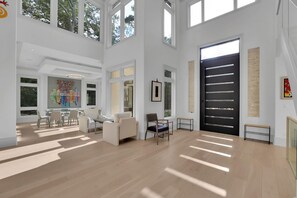 5 bedrooms