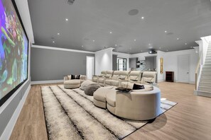 5 bedrooms - The Grand Escape in Atlanta (Atlanta)