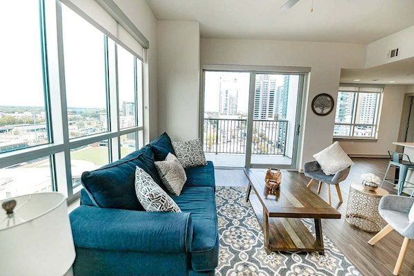 Apartment, 2 Bedrooms | Living area