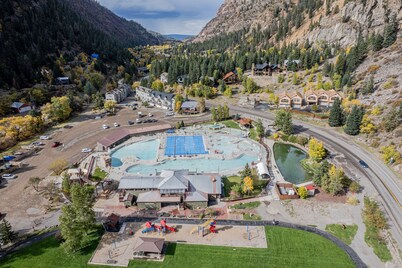 Main Level Haven | Steps from the Hot springs | Sleeps 9