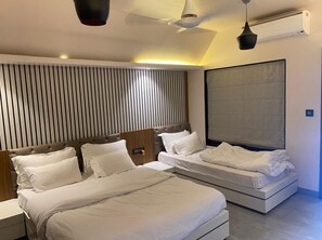 5 عدّة غرف نوم وواي فاي وملاءات أسرّة