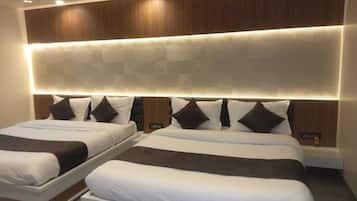 5 bedrooms, WiFi, bed sheets