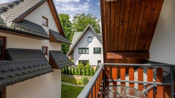 Comfort Apartment | Balcony view