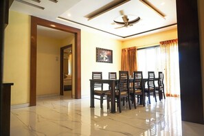 FamiljelÀgenhet | Matservice pÄ rummet