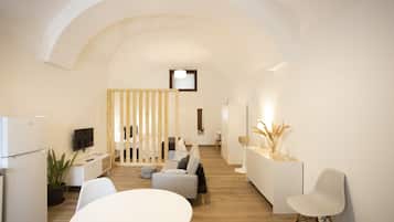 Deluxe Studio | Living area | Smart TV