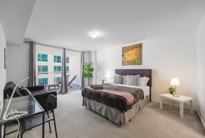 1 bedroom, blackout drapes, iron/ironing board, free WiFi - Modern condo in the heart of Brickell (Miami)