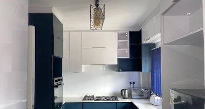 Lovely 3 bed in Mount Pleasant - 2153