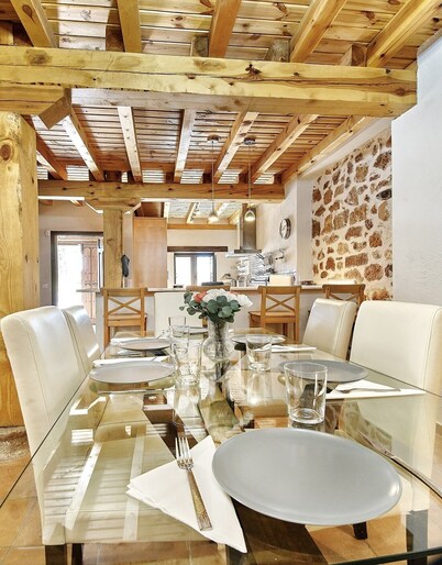 Casa Rural Acogedora y con Encanto en Ayllón Para 6 Personas