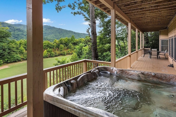 Bain à remous extérieur