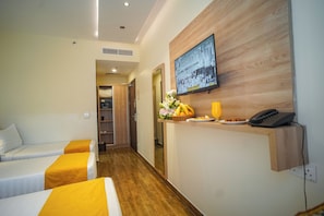 Standard Triple Room | Iron/ironing board, free WiFi - Worth Elite Hotel (Makkah)