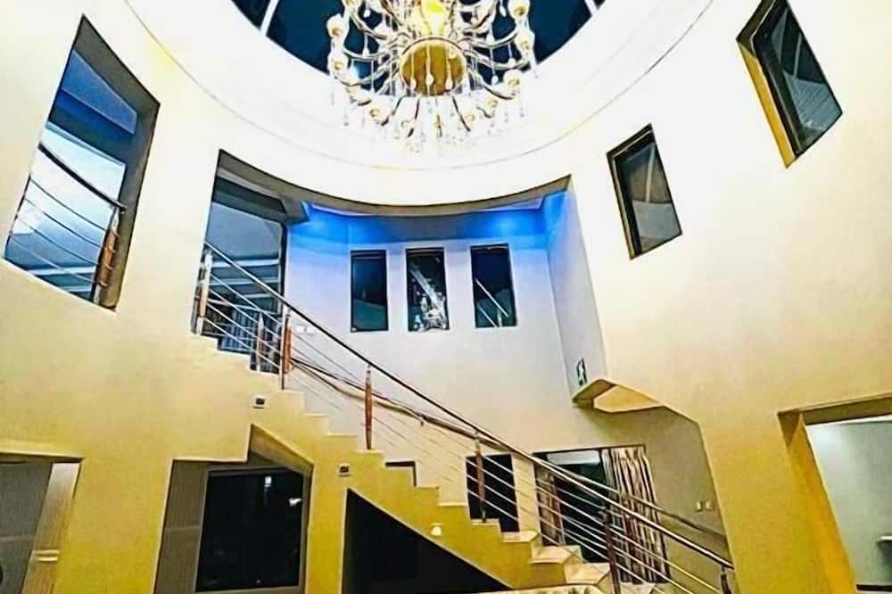 Rosenia Boutique Hotel