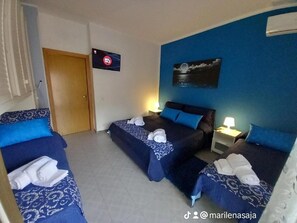 1 chambre, fer et planche à repasser, Wi-Fi, literie fournie