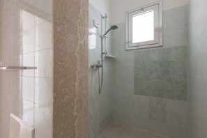 Apartment | Badezimmer