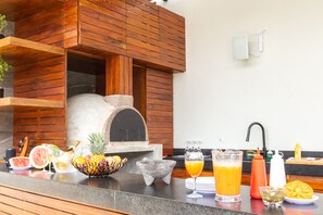 Dining - Luxury Garden Suite Pool & Jacuzzi 03AB
(Akumal)