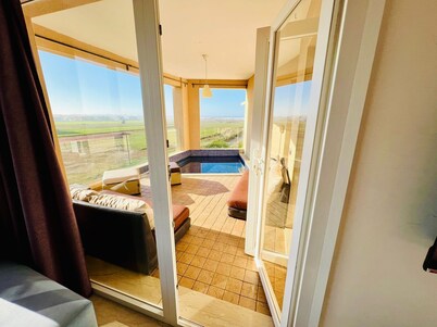 Bouznika Escape: Vue Océan, Bassin Privé, Plage, Surf, Piscine, Randonnée & Vélo